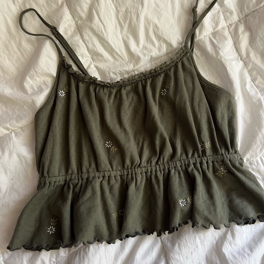 Green floral top
